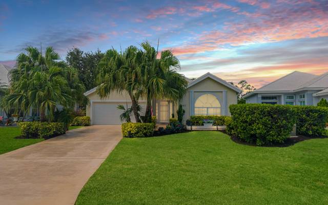 442 SW Fairway Vista