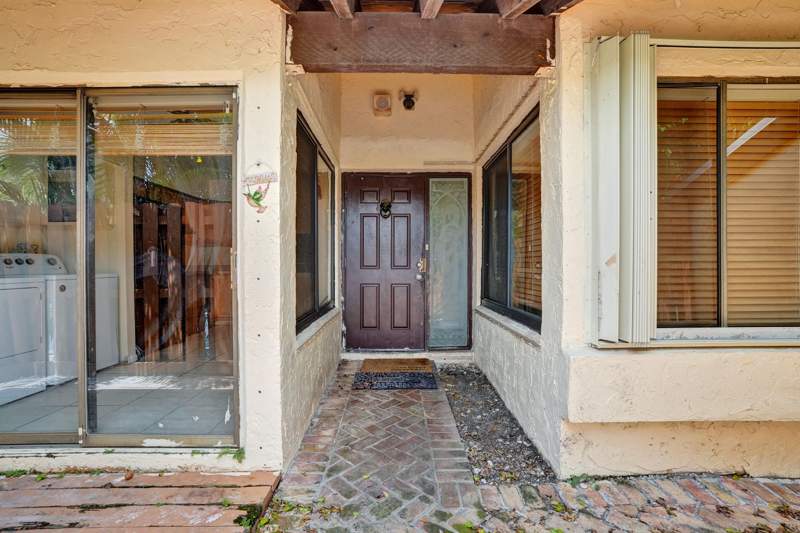2 bedroom Townhouse at 3810 NW 77th Avenue, Sundance on Stirling, Davie — photo 2