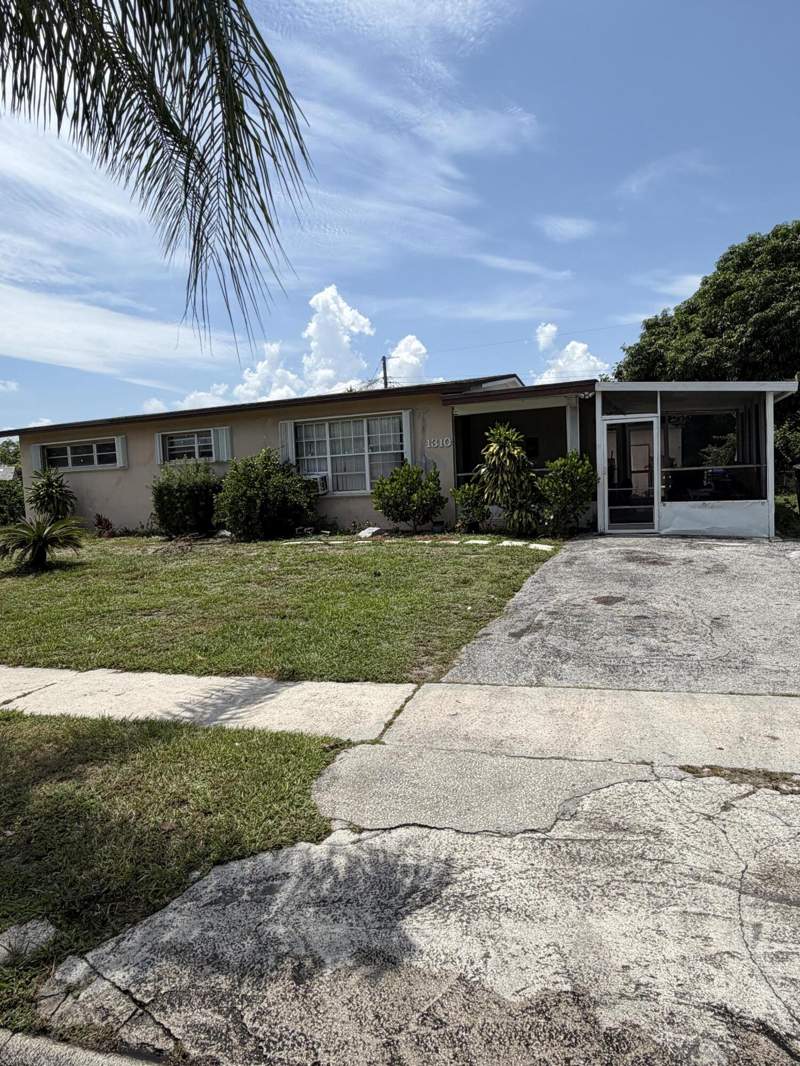 3 bedroom Single Family Residence at 1310 11th Street, Roosevelt Estates, West Palm Beach — photo 2