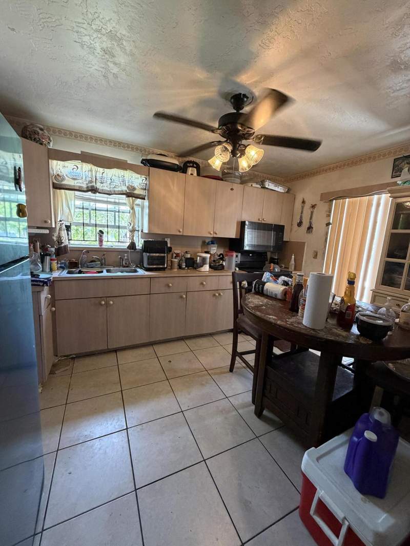 3 bedroom Single Family Residence at 1310 11th Street, Roosevelt Estates, West Palm Beach — photo 5