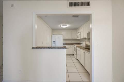 2800 N Ocean Drive #A-8B, Riviera Beach FL - photo 9 of 41