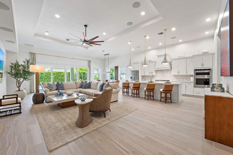 3 bedroom Single Family Residence at 9935 Timber Creek Way, Avenir - Regency, Palm Beach Gardens — photo 3