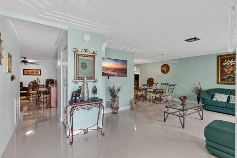 4 bedroom Single Family Residence at 3750 NW 73rd Avenue, Boulevard West, Lauderhill — photo 4