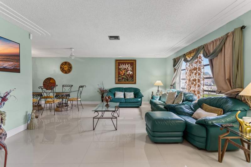 4 bedroom Single Family Residence at 3750 NW 73rd Avenue, Boulevard West, Lauderhill — photo 5