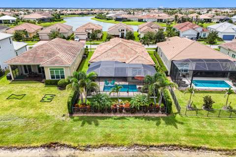 8864 SW Montova Way, Port St. Lucie FL - photo 8 of 96