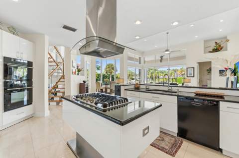9 Island Road, Sewalls Point FL - photo 14 of 59