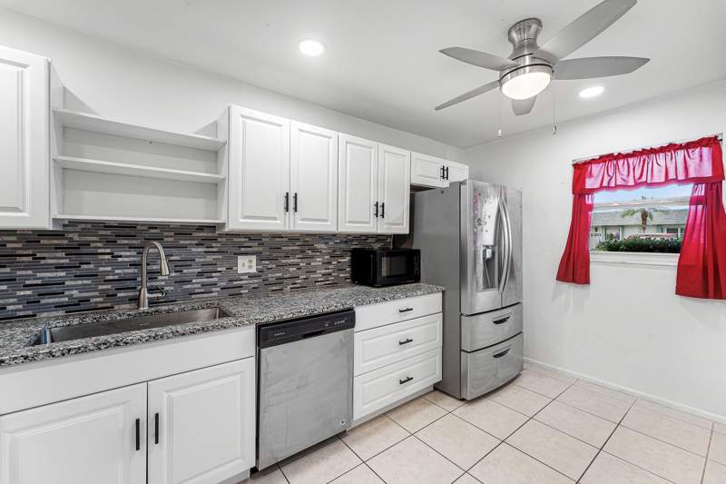 2 bedroom Condominium at 2638 Gately Drive #125, Cresthaven Townhomes Sec 5 Condo, West Palm Beach — photo 3