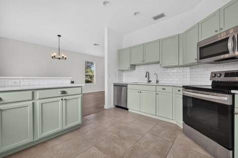 9801 SW Glenbrook Drive, Port St. Lucie FL - photo 12 of 41