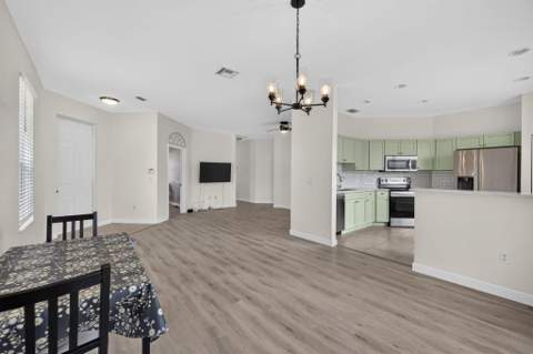 9801 SW Glenbrook Drive, Port St. Lucie FL - photo 8 of 41