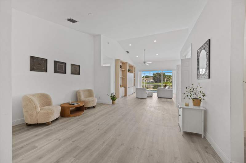 3 bedroom Villa at 7372 Rockbridge Circle #7372, Lake Charleston Par D, Lake Worth — photo 3