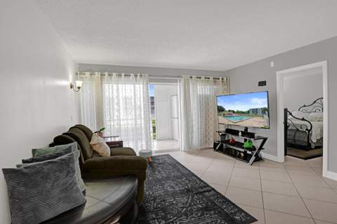 7980 N French Drive #3-202, Pembroke Pines FL - photo 12 of 36