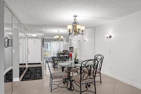 7980 N French Drive #3-202, Pembroke Pines FL - photo 13 of 36