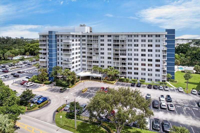 2 bedroom Condominium at 4200 Hillcrest Drive #217, Hillcrest East No 24 Condo, Hollywood — photo 1