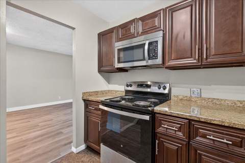 4200 Hillcrest Drive #217, Hollywood FL - photo 10 of 36