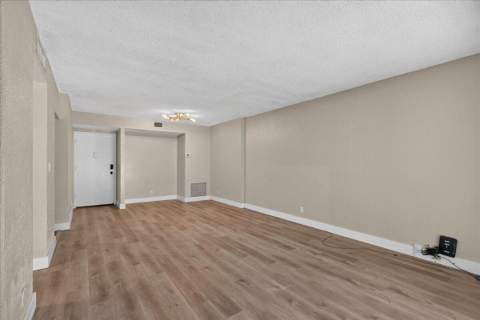4200 Hillcrest Drive #217, Hollywood FL - photo 14 of 36