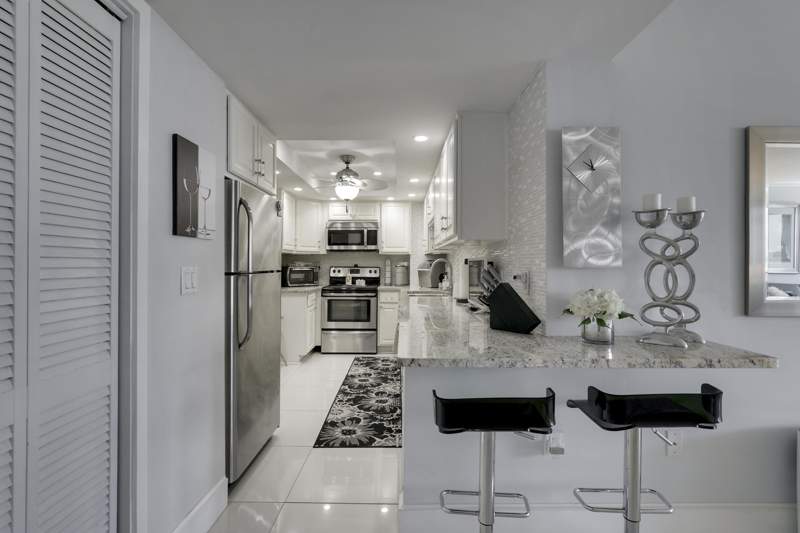 1 bedroom Condominium at 3450 S Ocean Boulevard #424, Patrician Of Palm Beach Condo, Palm Beach — photo 4