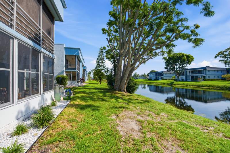 2 bedroom Condominium at 396 Saxony I, Kings Point Saxony Condos, Delray Beach — photo 4