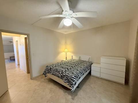 2204 Lake Osborne Drive #5, Lake Worth Beach FL - photo 7 of 18