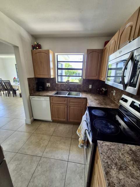 3141 SW 22nd Street, Fort Lauderdale FL - photo 8 of 31