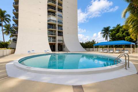2400 Presidential Way #1105, West Palm Beach FL - photo 15 of 15
