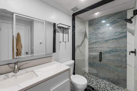 6119 Seminole Gardens Circle, Riviera Beach FL - photo 12 of 28