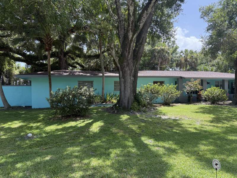3 bedroom Single Family Residence at 1111 Trinidad Avenue, Maravilla Estates, Fort Pierce — photo 3