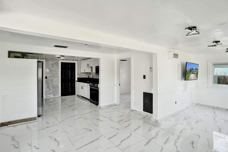 2 bedroom Single Family Residence at 7936 TERRACE Road, TROPICAL TERRACE, Lake Worth — photo 3
