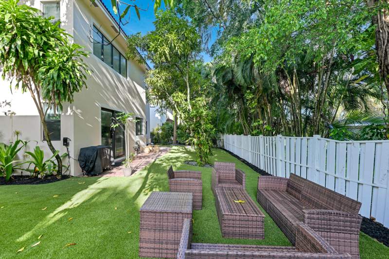 4 bedroom Single Family Residence at 11695 NW 2nd Street, St James Plat, Plantation — photo 5