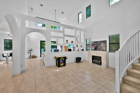 11695 NW 2nd Street, Plantation FL - photo 10 of 30