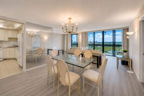 2400 Presidential Way #1105, West Palm Beach FL - photo 6 of 15