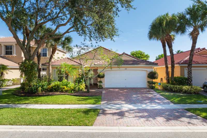 3 bedroom Single Family Residence at 4977 Victoria Circle, Briger Pars B, E And F, West Palm Beach — photo 1