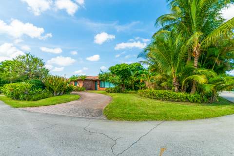 4621 NE 18th Terrace, Fort Lauderdale FL - photo 6 of 53