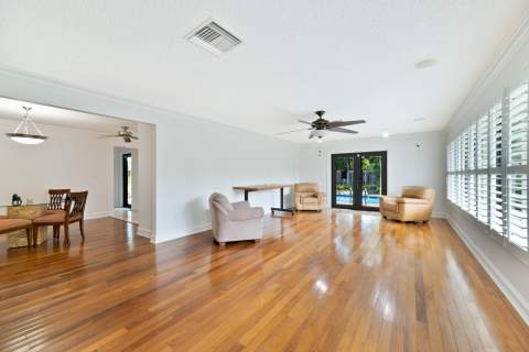 4621 NE 18th Terrace, Fort Lauderdale FL - photo 7 of 53