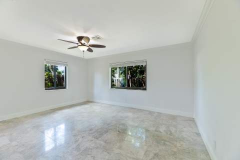 4621 NE 18th Terrace, Fort Lauderdale FL - photo 24 of 53
