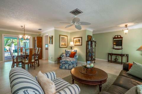 2823 NE 35th Court, Lighthouse Point FL - photo 8 of 45