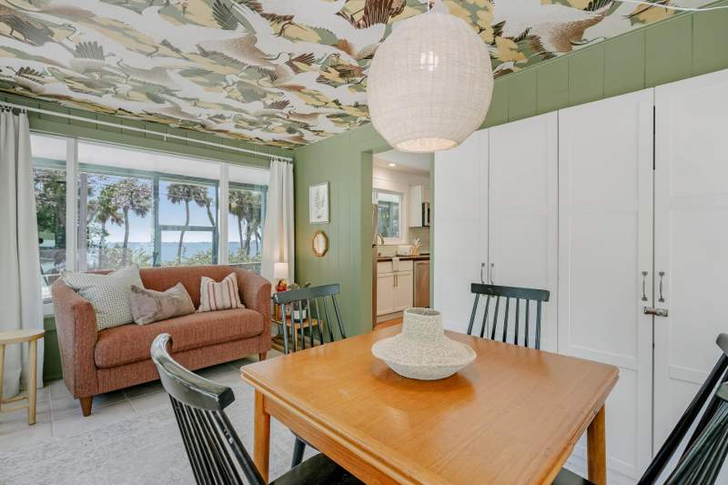 2 bedroom Single Family Residence at 10007 S Indian River Drive, METES AND BOUNDS, Fort Pierce — photo 5