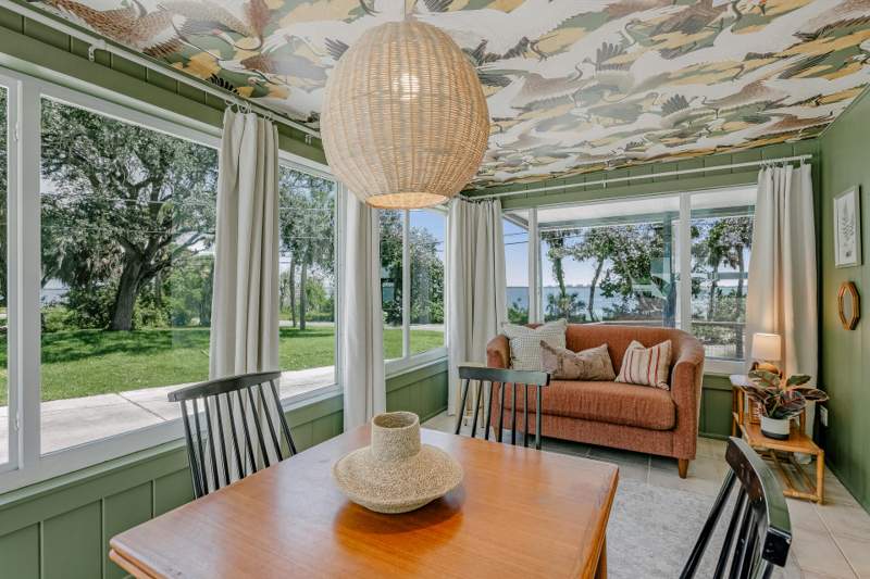 2 bedroom Single Family Residence at 10007 S Indian River Drive, METES AND BOUNDS, Fort Pierce — photo 2