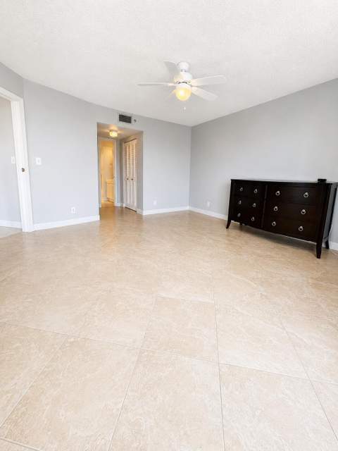 3465 Via Poinciana #804, Lake Worth FL - photo 11 of 20
