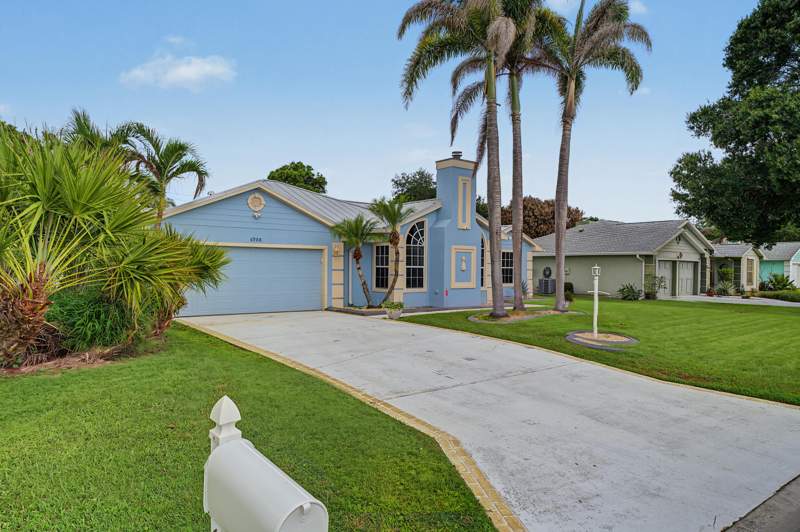 3 bedroom Single Family Residence at 6908 Bronte Circle, Oleander Pines, Port St. Lucie — photo 2
