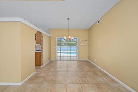 6908 Bronte Circle, Port St. Lucie FL - photo 13 of 73