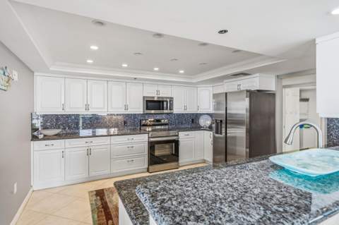 5047 N Highway A1A #503, Hutchinson Island FL - photo 10 of 39