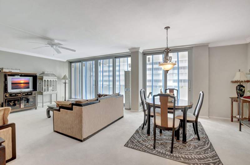 2 bedroom Condominium at 1180 S Ocean Boulevard #0025, Cloister Del Mar Condo, Boca Raton — photo 4