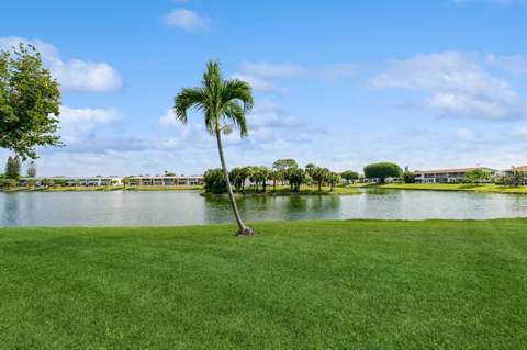 118 Somerset F, West Palm Beach FL - photo 14 of 36