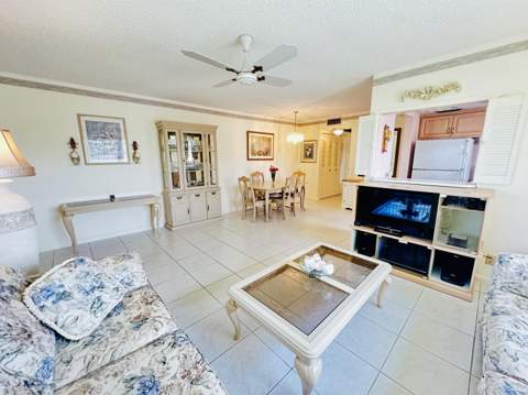 41 Lyndhurst B, Deerfield Beach FL - photo 6 of 63