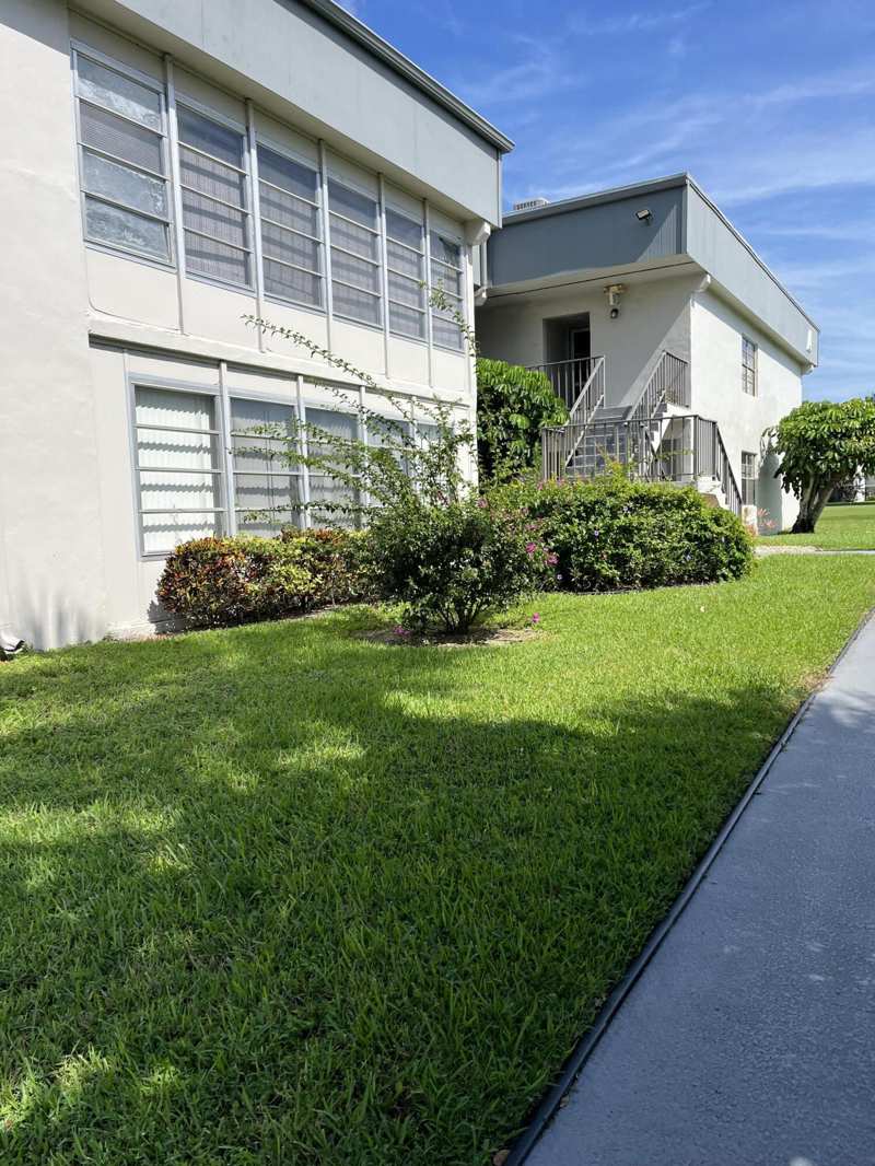1 bedroom Condominium at 23 Piedmont #A, Kings Point Piedmont Condos, Delray Beach — photo 1