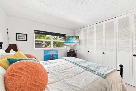 2761 Emory Drive #B, West Palm Beach FL - photo 9 of 25