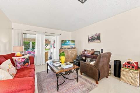 2761 Emory Drive #B, West Palm Beach FL - photo 12 of 25