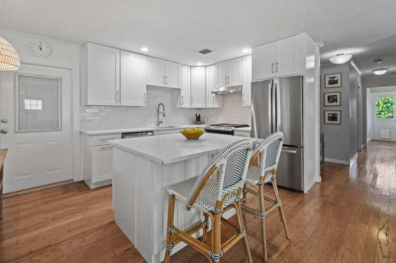 3 bedroom Single Family Residence at 2401 Country Oaks, Palm Beach Gardens, Palm Beach Gardens — photo 1