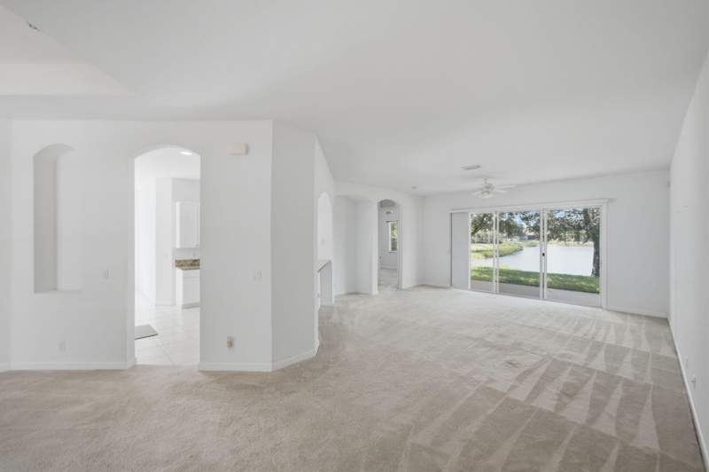 3 bedroom Single Family Residence at 381 NW Sheffield Circle, St James Golf Club Pod E Phase II, Port St. Lucie — photo 5