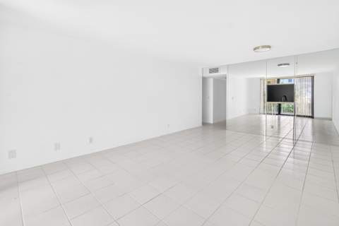 3540 S Ocean Boulevard #208, South Palm Beach FL - photo 9 of 34